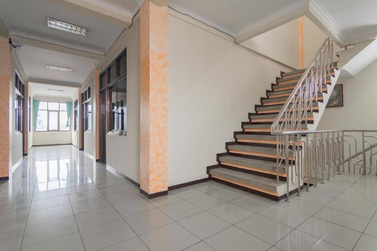 Reddoorz @ Achino Hotel Bandung Dış mekan fotoğraf